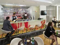 Ibis Esch Belval - ที่มีบาร์