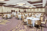 Crowne Plaza Providence-Warwick (Airport) فنادق في وارويك