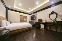 CNN Hotel