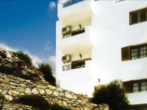 カストロ ホテル イカリア島のホテル