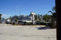 Beach Inn