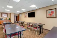 Comfort Suites Eugene Hotels in Springfield