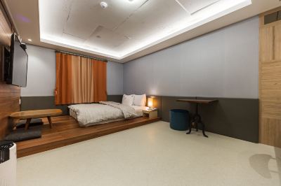 Jeongyang The Signature Relax Room (Styler (Random)/PC, Air Purifier) ​​(Bathtub)