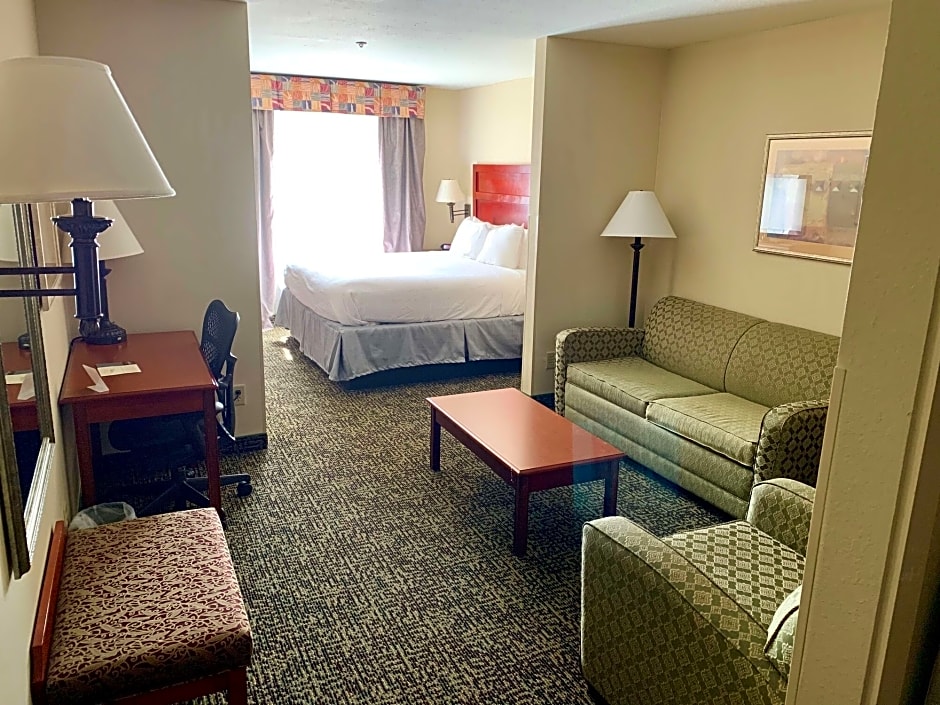 Country Inn & Suites by Radisson, Midway, FL