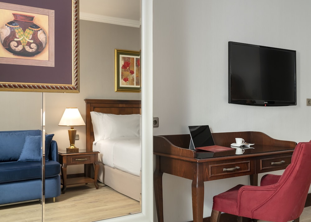 LaresPark Hotel Taksim (Occidental Taksim)