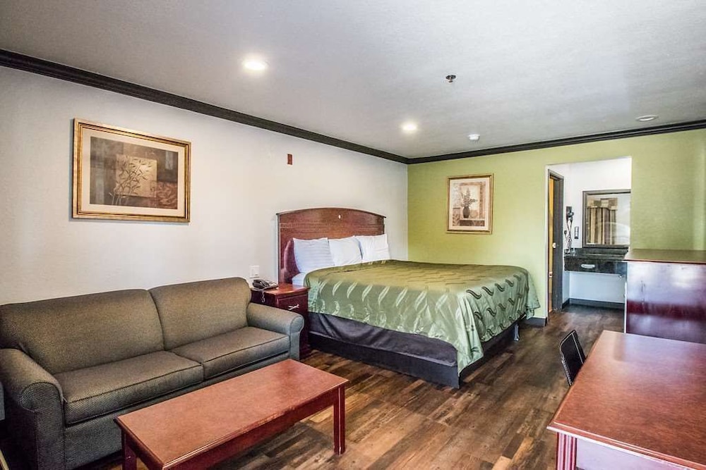 Americas Best Value Inn Fort Worth