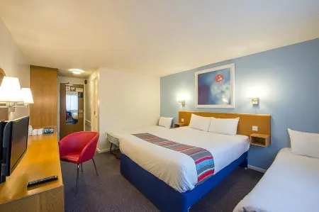 Travelodge Grantham Colsterworth Отели в г. Грантем