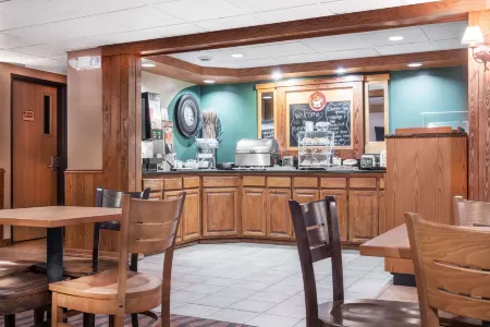 AmericInn by Wyndham Tofte Near Lake Superior