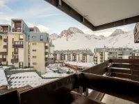 Le Grand Tichot A et B (Val Claret)