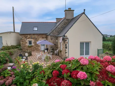 Chez Yvonne Отели в г. Плёбьян