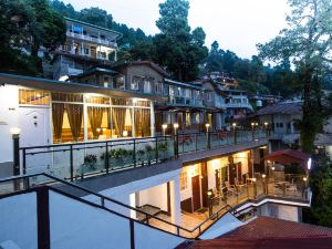 India Hotel - Lake View - Mall Road Nainital