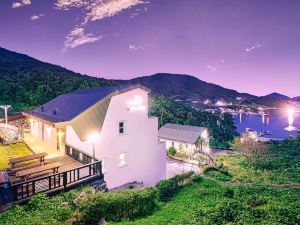 Tongyeong Sea and View Spa Pension