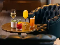 The Redhurst Hotel Glasgow Hotels near Burrell Collection