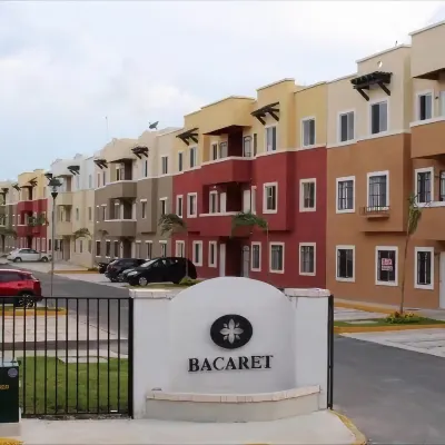 Beautiful Hoestel Near Cancun Beaches with Comfort and Security Guaranteed!