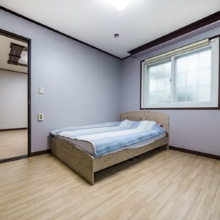 Gangneung Da Beach Pension Отели рядом с достопримечательностью «Парк Дэгванрён»