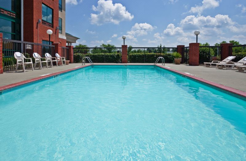 Holiday Inn Express & Suites Olive Branch by IHG photo 2