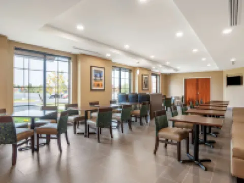 Comfort Inn & Suites Hotels in Frederick County