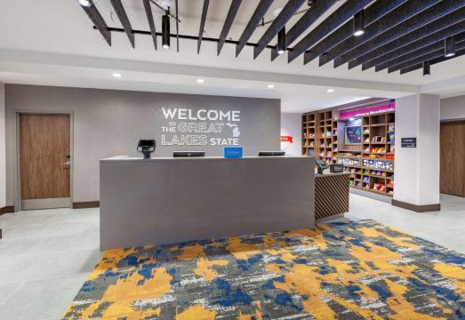 햄프턴 인 & 스위트 블룸필드 힐스