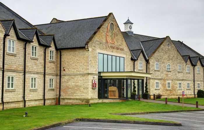Pastures Hotel