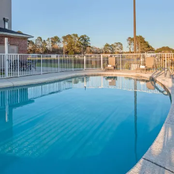 Best Western Dothan Inn  Suites