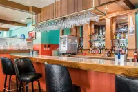 Quality Inn - Bares