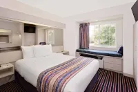 Microtel Inn & Suites by Wyndham Madison East - Bathtub