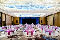 Crowne Plaza TIANJIN JINNAN by IHG - ที่มีสปา