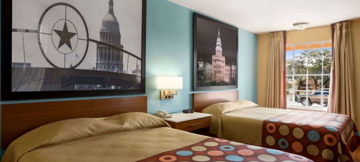 Super 8 by Wyndham Austin Downtown/Capitol Area Hotéis em Travis County