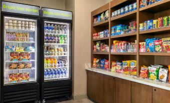La Quinta Inn & Suites by Wyndham College Station North