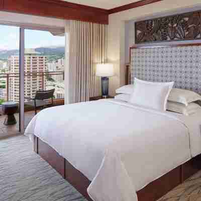 Hilton Grand Vacations Club Grand Waikikian Honolulu Rooms