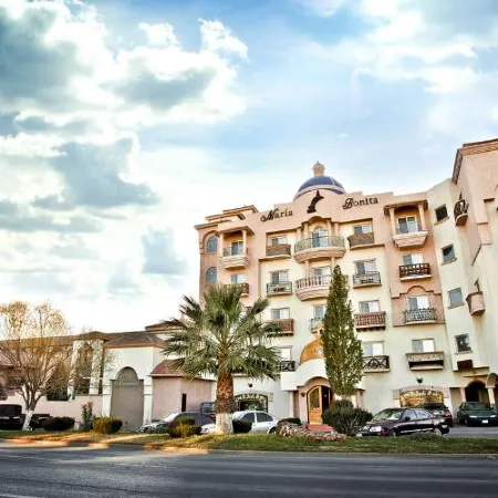 Business Hotel & Suites María Bonita