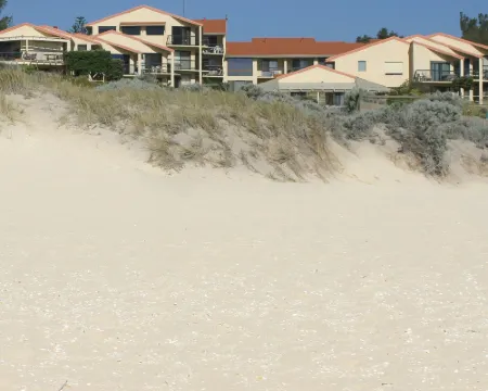 Scarborough & Absolutely Beachfront Hotels in Scarborough