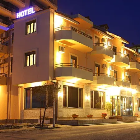 Hotel Primavera Отели рядом с достопримечательностью «Пляж Влоре»