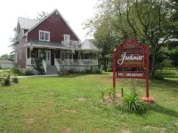 Gîte La Maison du Jardinier Hôtels à : Le Haut-Richelieu