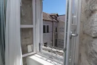 고딕 팰리스 - 럭셔리 룸