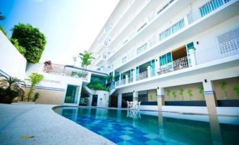 Rattana View Hotel - Housity