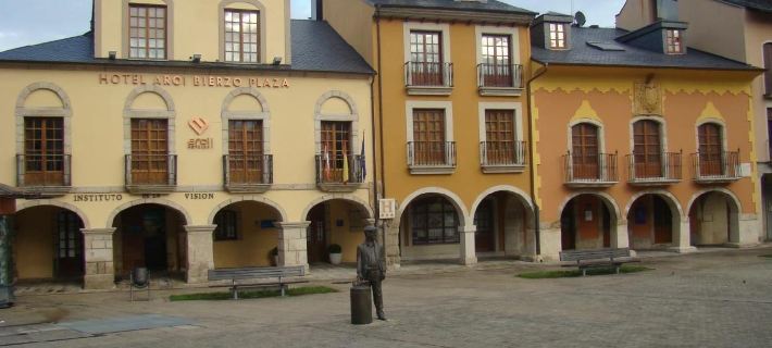 Hotel Aroi Bierzo Plaza Hotels in Bierzo