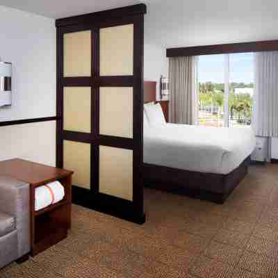 Hyatt Place Phoenix/Mesa Rooms