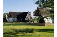 Samawati Lakeside Cottages