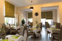 Hôtel le Haut des Lys Hotels in Saint-Etienne-De-Chigny