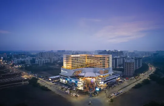 Hyatt Place Vadodara Hotels near Lord’s Spa