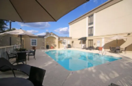 วินเกท บายวินด์แฮม กรีนสโบโร/โคลีเซียม โรงแรมในกรีนสโบโร