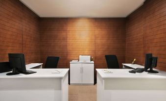 Wyndham Garden Ajman Corniche