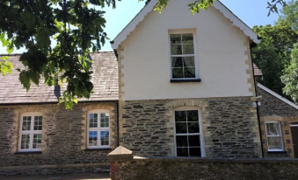 Shelley’s Seaside Stay (Garden/ Double Drive) - Housity