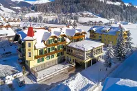 Hotel Cristallo Hotels in Dobbiaco