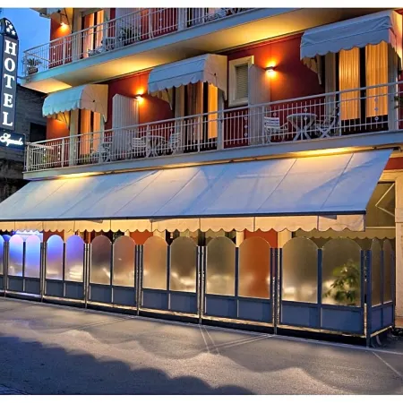 Hotel lo Squalo