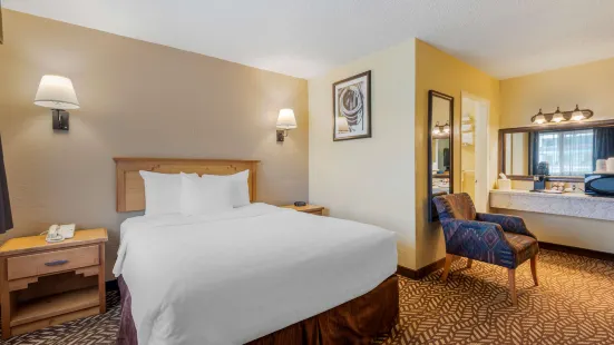 Best Western Turquoise Inn  Suites