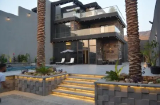 Laperla Chalet Villa di Lusso Deadsea Hotels in 