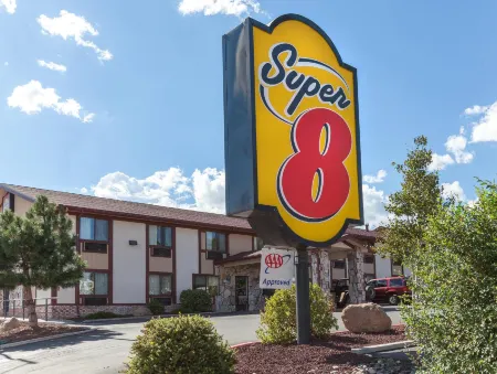 Super 8 by Wyndham Flagstaff