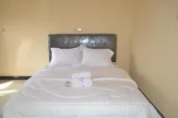 Artayya Puri Homestay near Terminal Purabaya Madiun Mitra RedDoorz Hotel di Mejayan